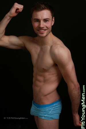 Jamie walters young 640X960 jpeg