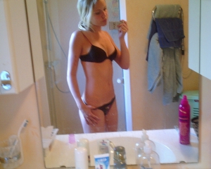 Swedish teen self shot 960X768 jpeg