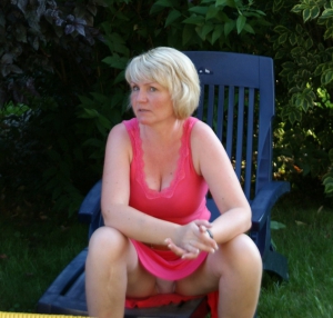 Non nude mature older women 960X918 jpeg