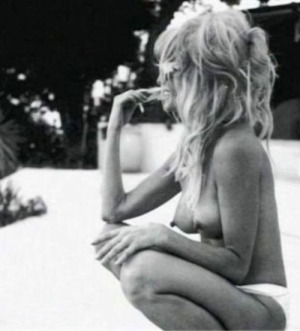 Naked farrah fawcett nude playboy 500X553 jpeg