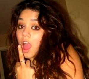 Vanessa hudgens leaked nude selfies 620X551 jpeg