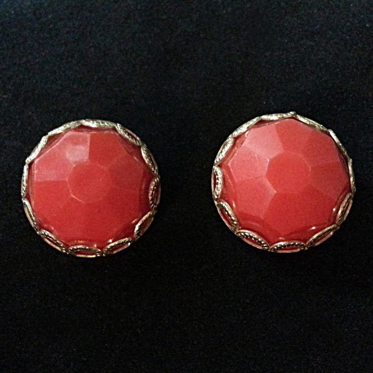 Hong kong clip on earrings full size