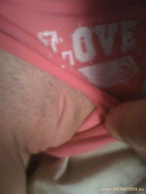 Amateur voyeur sleeping sister 960X1280 jpeg
