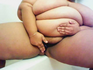 Black ssbbw 640X480 jpeg