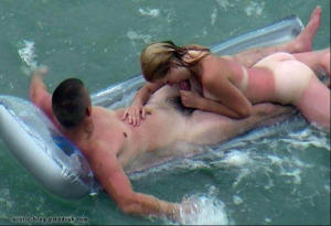 Amateur nudist sex on beach 701X480 jpeg