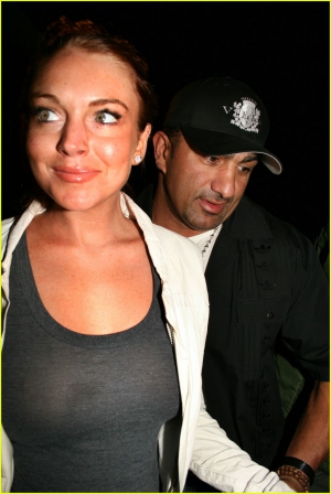 Lindsay lohan candid 817X1222 jpeg