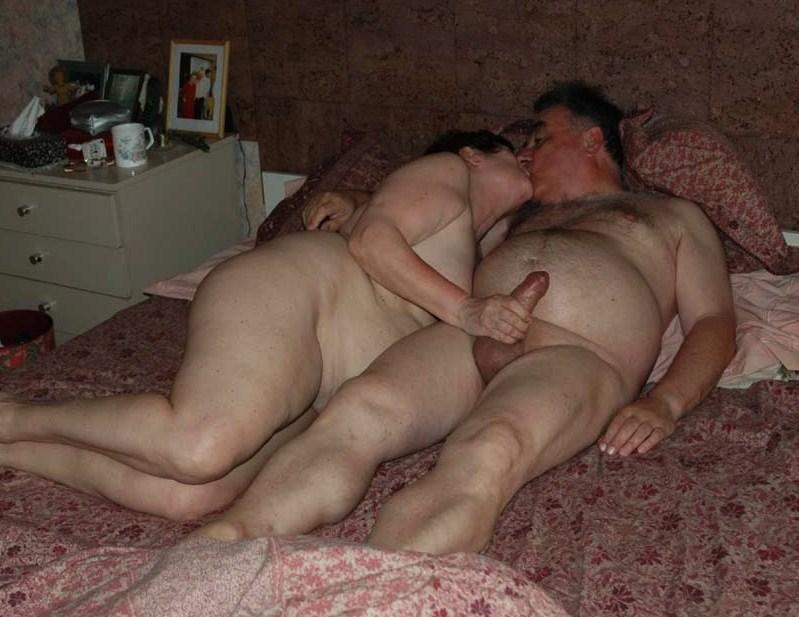 Mature exhibitionist couples full size