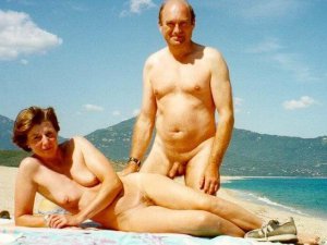 Mature indian porn 640X480 jpeg