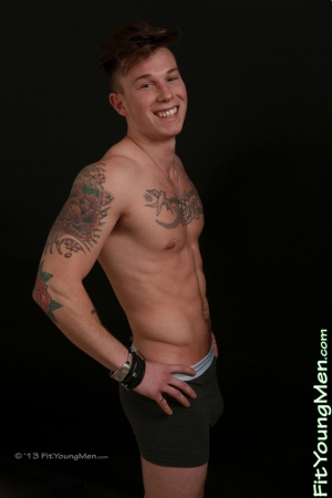 Naked gay athletes 640X960 jpeg