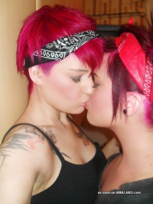 Hot punk rock lesbians porn 540X720 jpeg