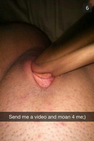 Snapchat leaked nude pussy 640X960 jpeg