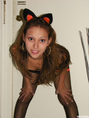Amateur sexy girl halloween costumes 960X1280 jpeg
