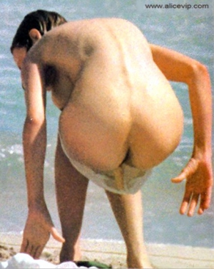 Nude uma thurman naked 436X550 jpeg