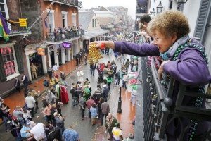 New orleans mardi gras street 960X640 jpeg