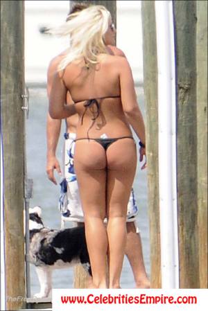 Brooke hogan thong 801X1200 jpeg