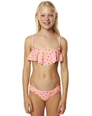 Young teen girls models bikinis 720X900 jpeg