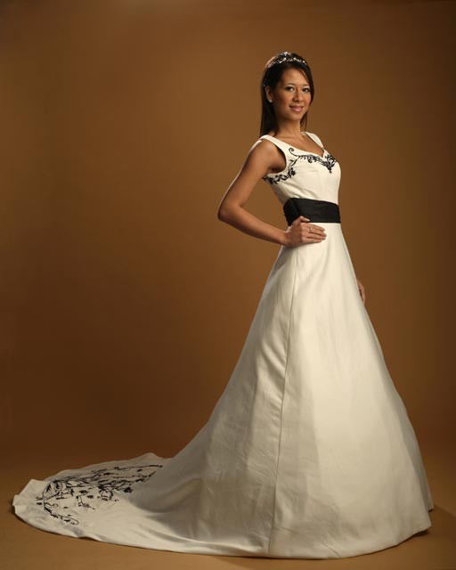 Black and ivory wedding dresses full size