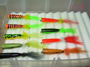 Painting bass poppers 616X462 jpeg