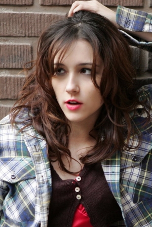 Shannon marie woodward raising hope 450X672 jpeg
