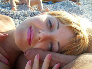 Naked woman erect penis nude beach 640X480 jpeg