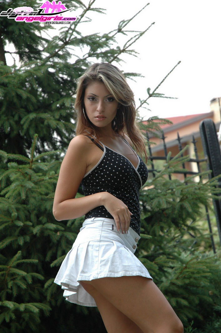 Young teens short tight skirts full size