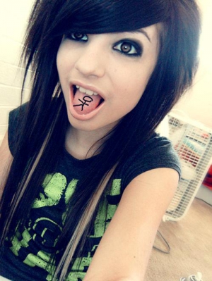Girls with scene hair 500X665 jpeg
