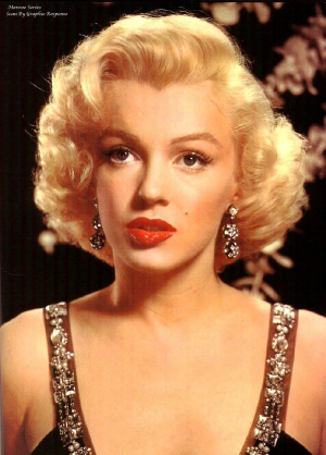 Marilyn monroe hair 800X1117 jpeg