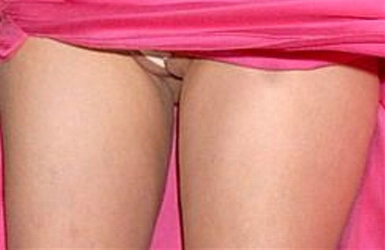 Paris hilton oops pussy full size