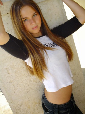 Belinda mnn teen model 960X1280 jpeg