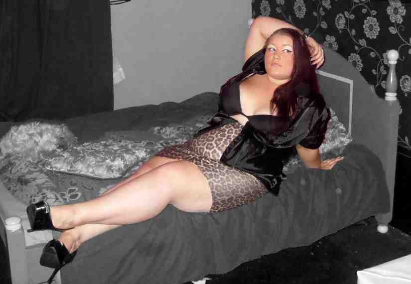 Bbw short skirt full size