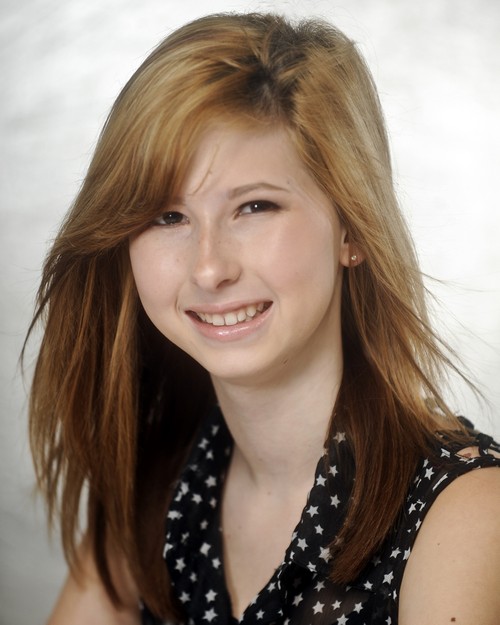 Young actresses under 18 2013 full size