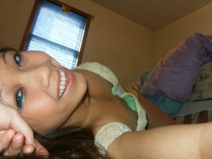 Amateur public downblouse 960X720 jpeg