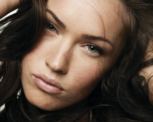 Megan fox beautiful 960X768 jpeg