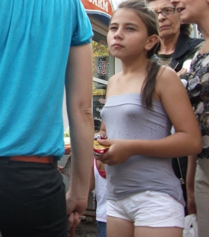 Jb ru young budding pokies 704X800 jpeg