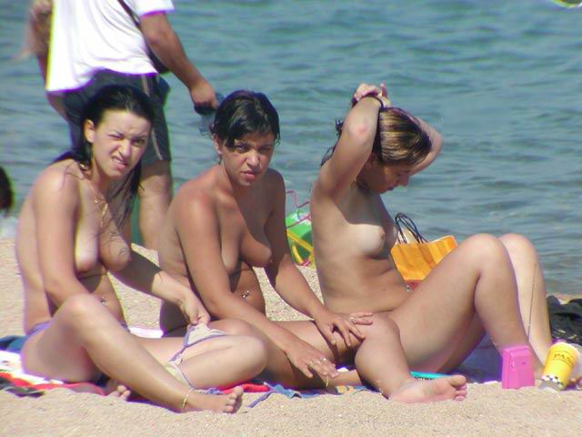 Hidden cam nude girls full size
