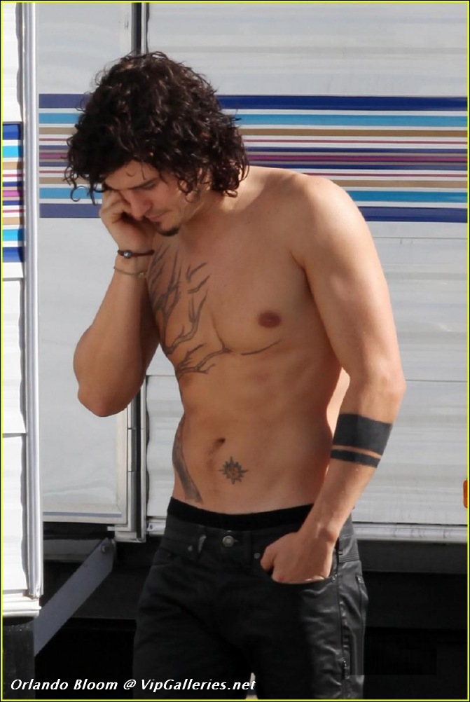 Orlando bloom shirtless full size
