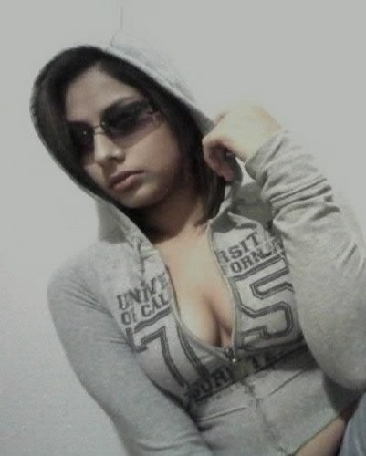 Pakistani hot girls full size