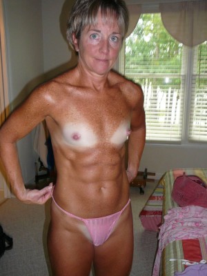 Flat tit mature granny milf 960X1280 jpeg