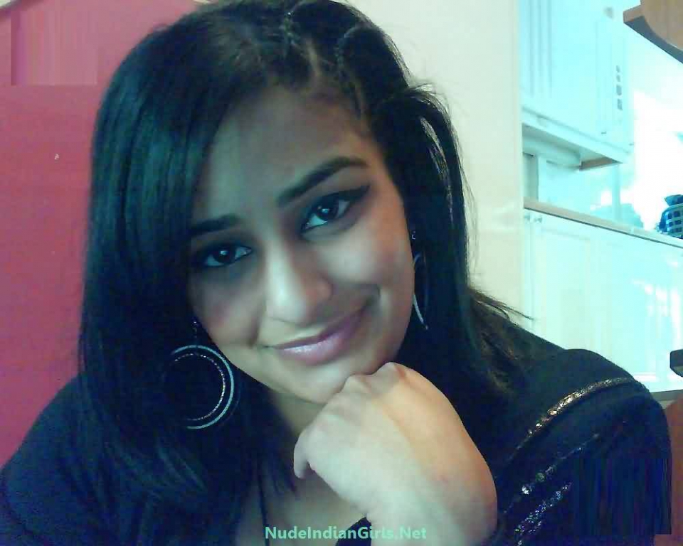 Nangi pakistani girls full size