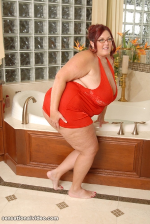 Peaches larue bbw 670X1000 jpeg