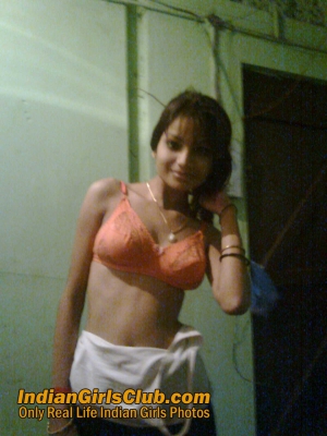 Indian village girls nude 960X1280 jpeg