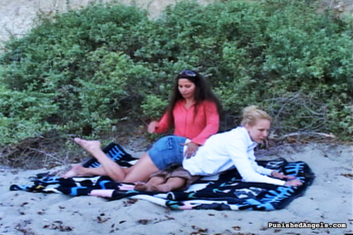 Beach girl spankings full size