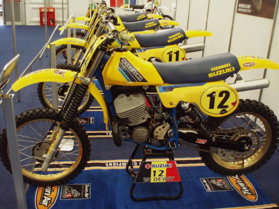 Suzuki works motocross bikes full size