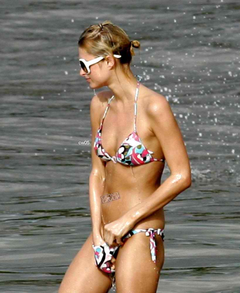 Paris hilton bikini crotch full size