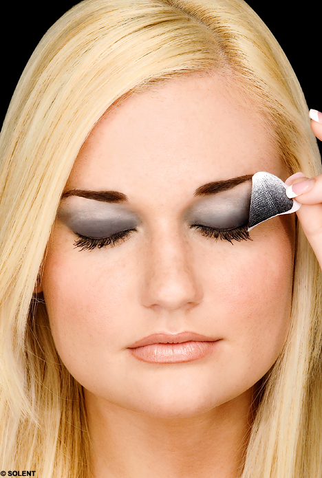 Easy eye makeup tips full size