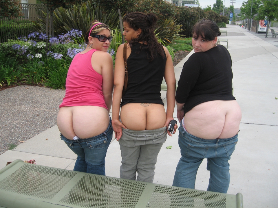 Big ass public candid full size