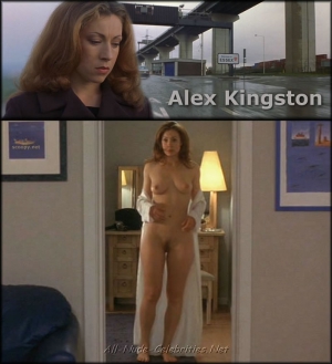 Alex kingston 690X757 jpeg