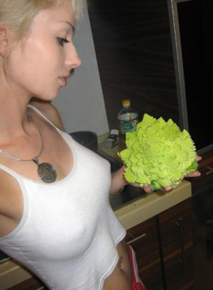 Broccoli porn 400X543 jpeg