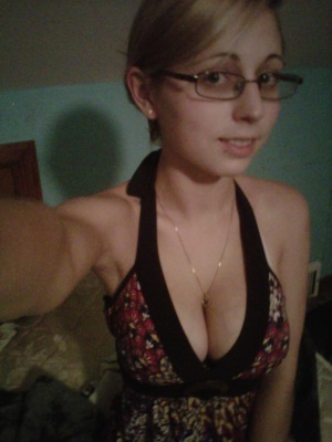 Girl with nerd glasses big tits 620X827 jpeg