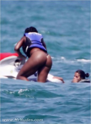 Serena williams leaked nude 700X952 jpeg